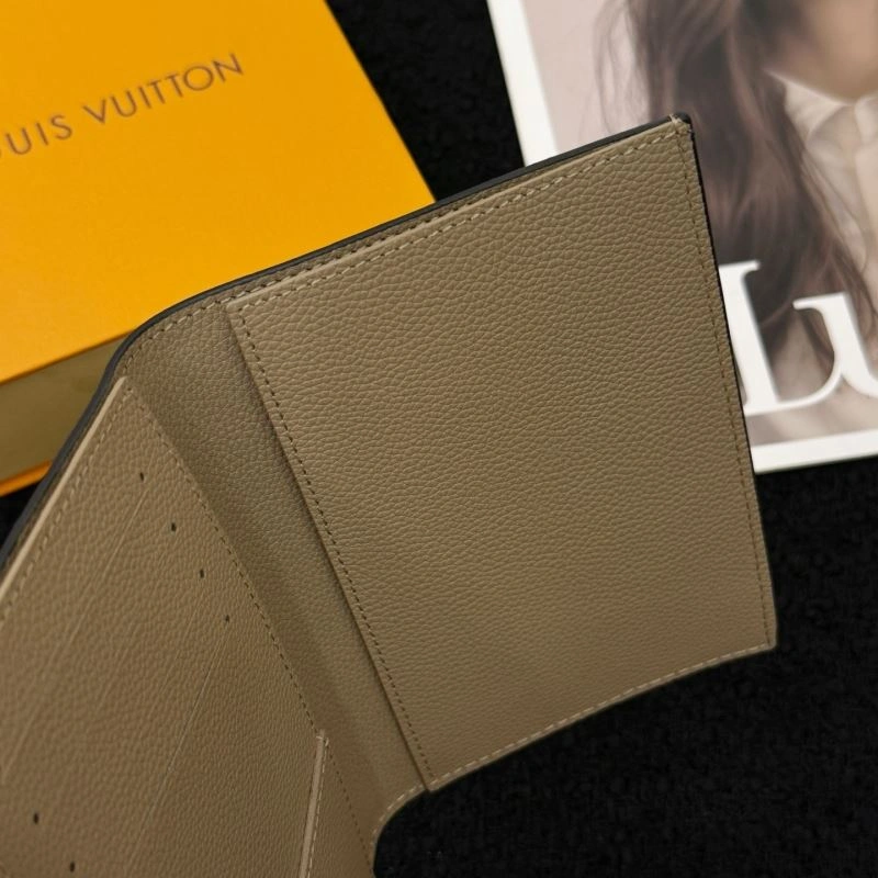 Louis Vuitton Passport Holders Reliable 270416