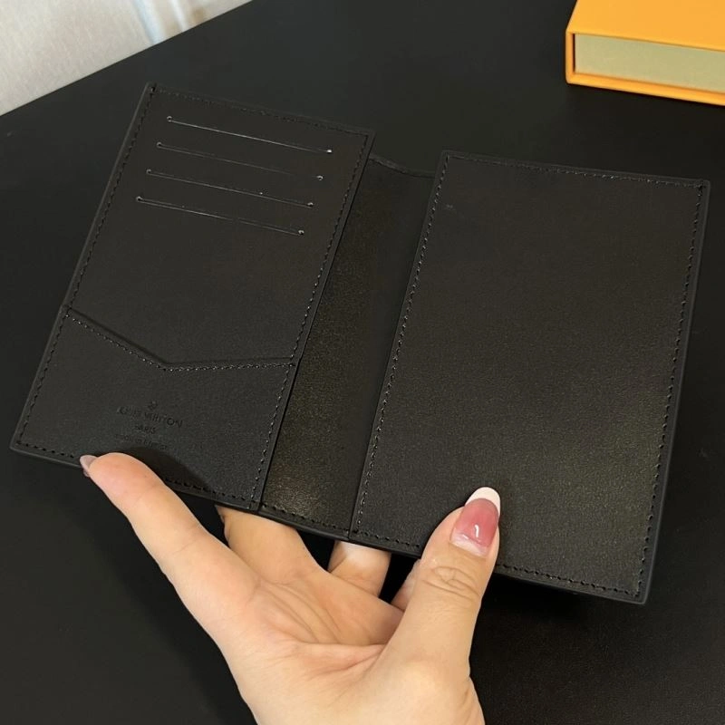 OdorResistant Louis Vuitton Passport Holders 270414