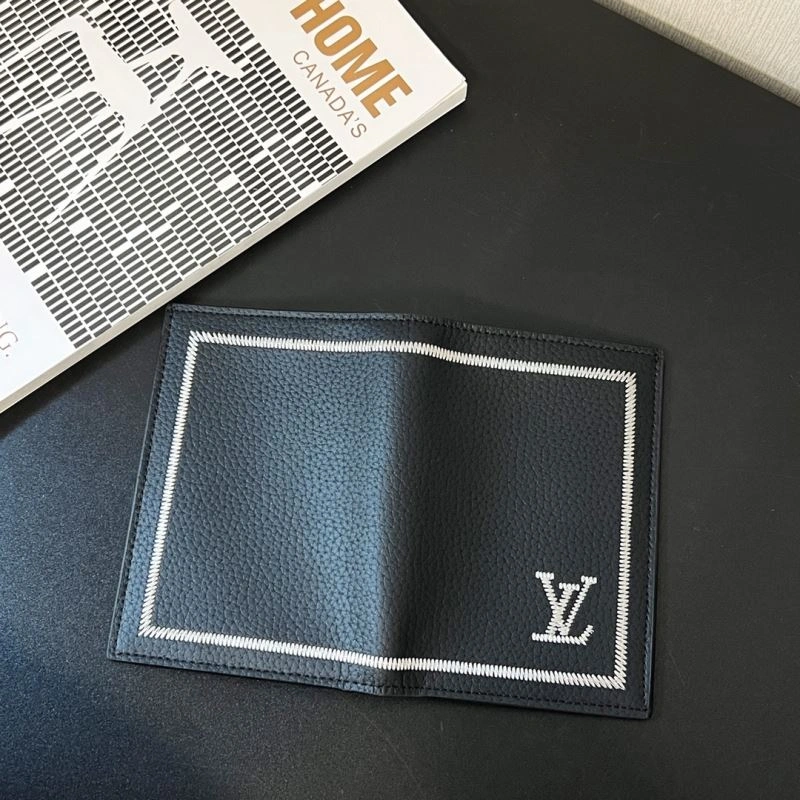 Sleek Louis Vuitton Passport Holders 270408