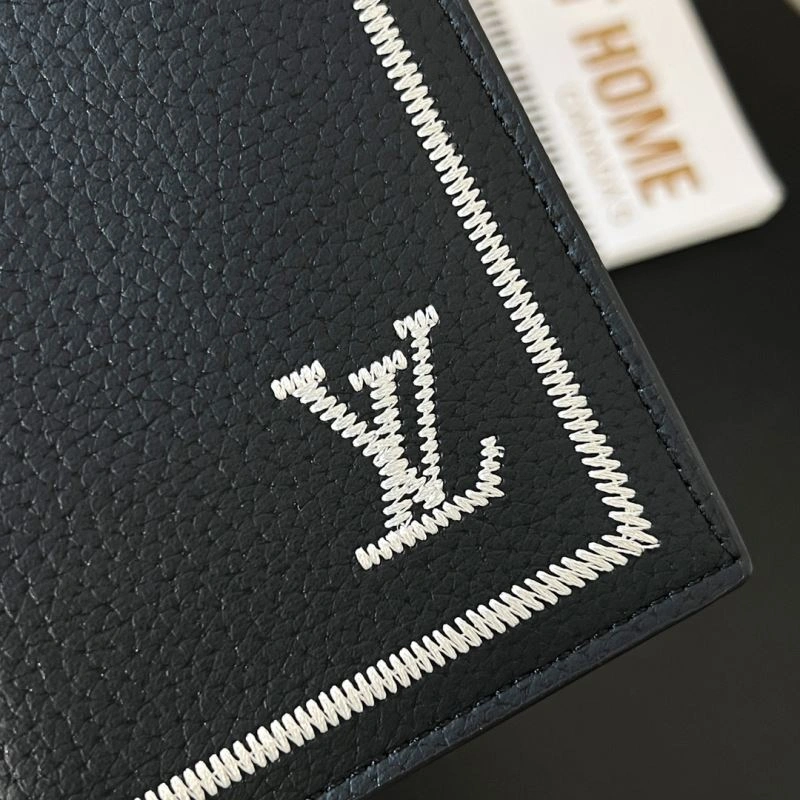 Sleek Louis Vuitton Passport Holders 270408