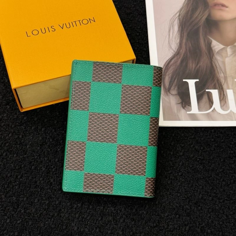 Bold Louis Vuitton Passport Holders 270399