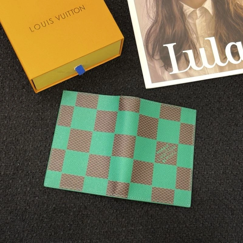 Bold Louis Vuitton Passport Holders 270399