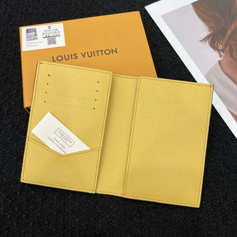 Louis Vuitton Passport Holders Colorful 270398