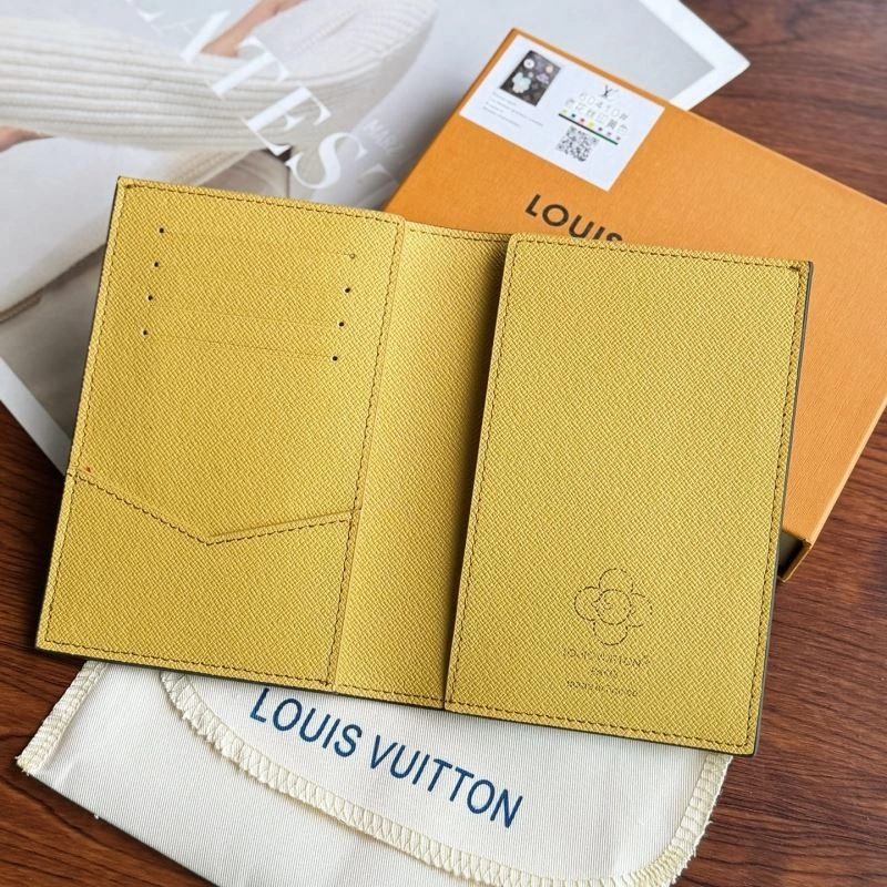 BestValue Louis Vuitton Passport Holders 270404