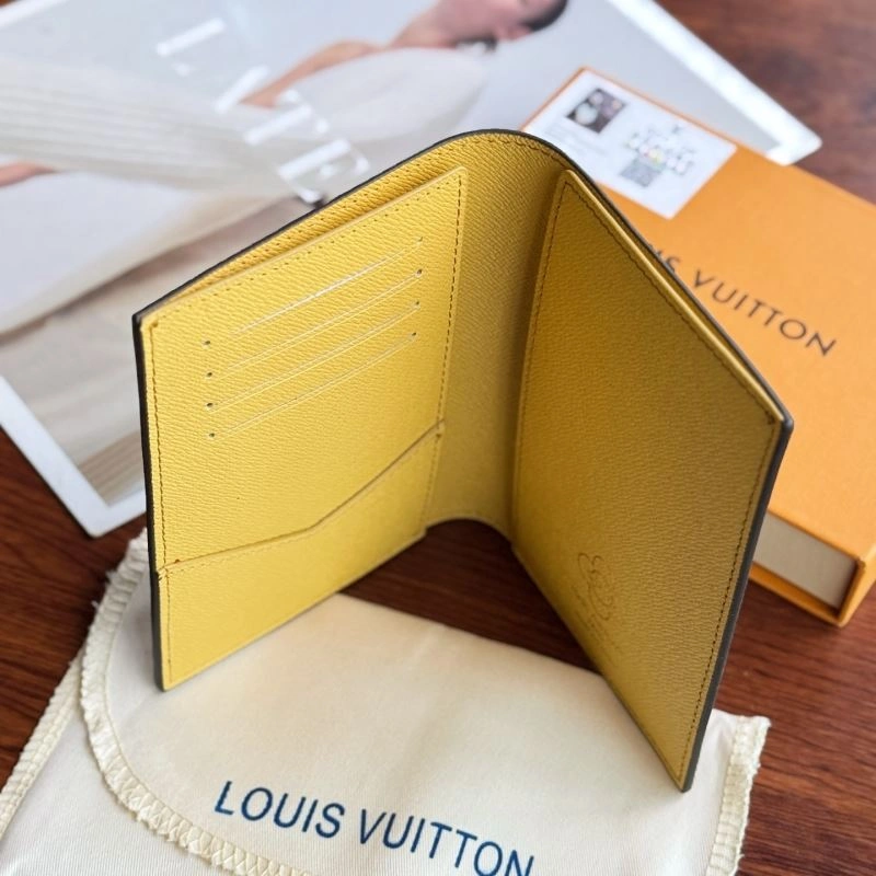 BestValue Louis Vuitton Passport Holders 270404