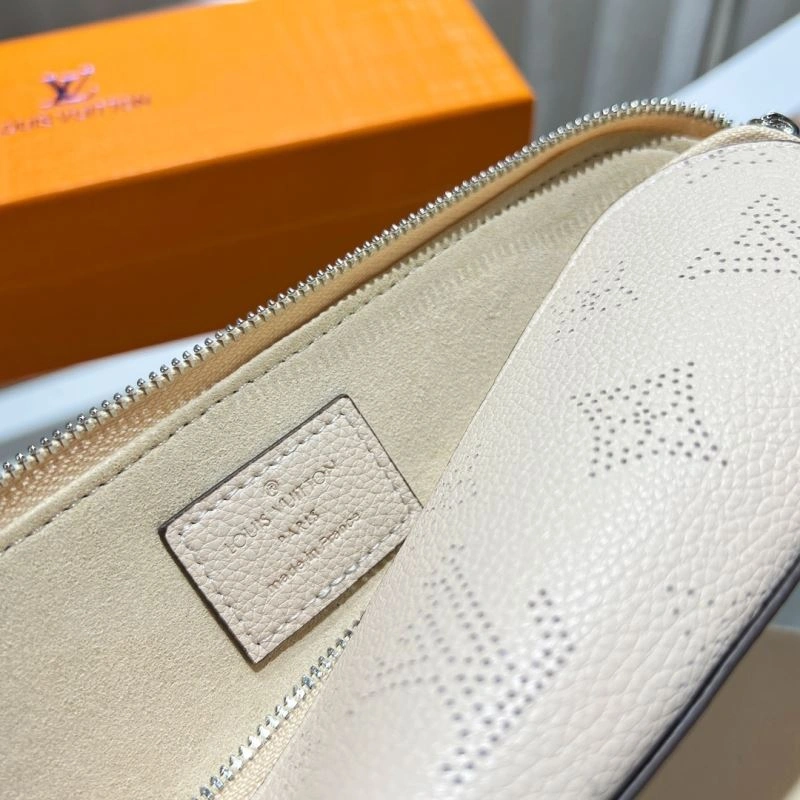 Louis Vuitton Pencil Pouches Trendsetting 270588