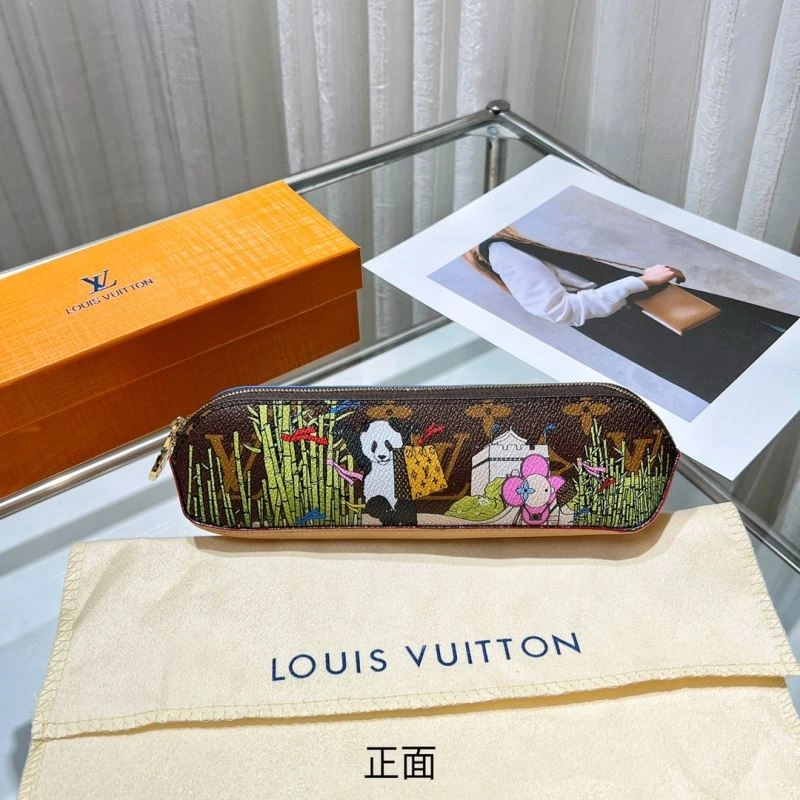 Louis Vuitton Pencil Pouches Supportive 270567