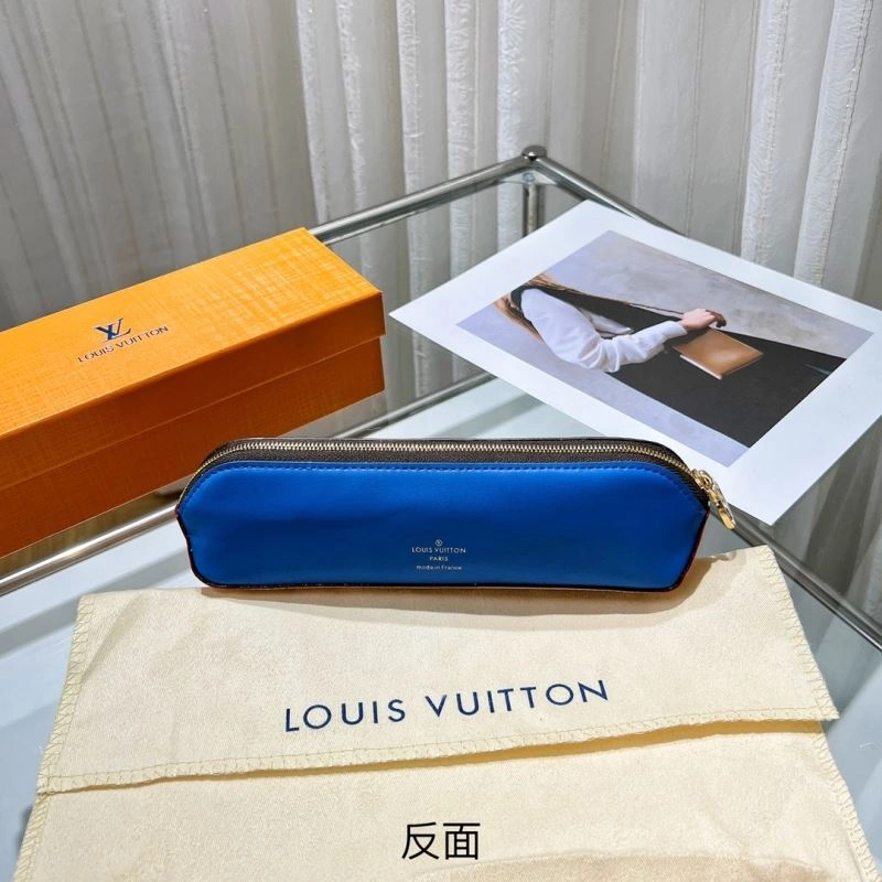 Louis Vuitton Pencil Pouches Supportive 270567