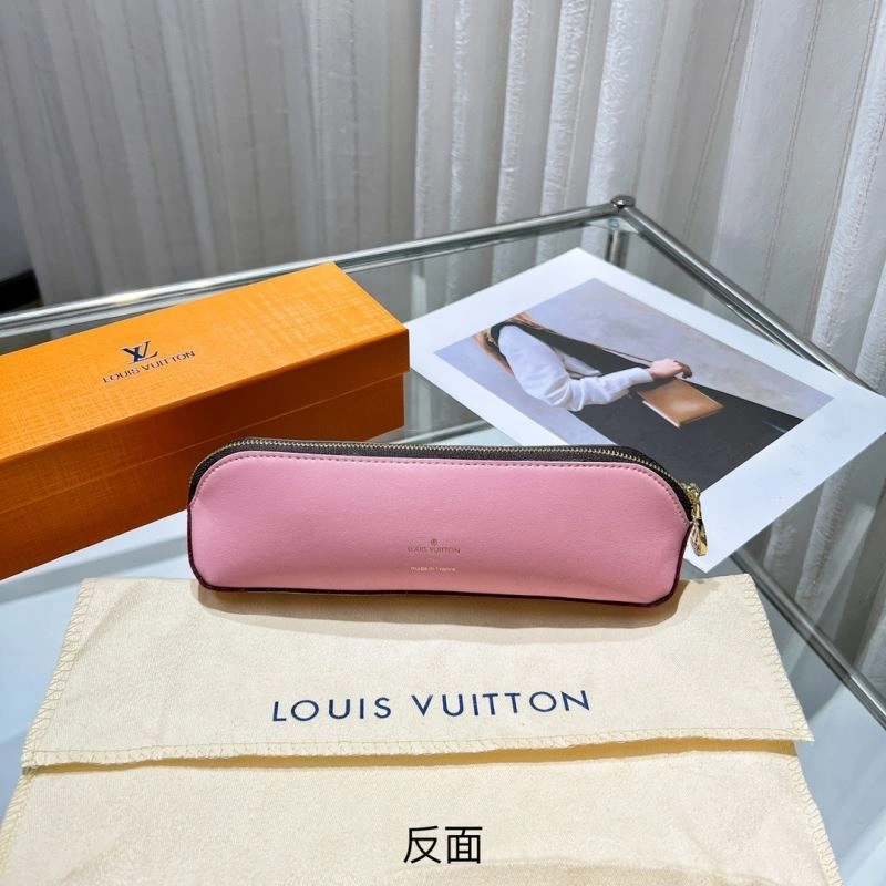 Reliable Louis Vuitton Pencil Pouches 270574