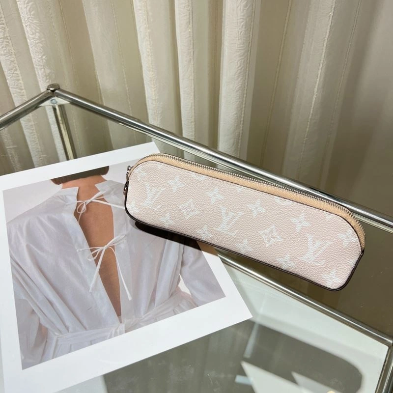 Refined Louis Vuitton Pencil Pouches 270552
