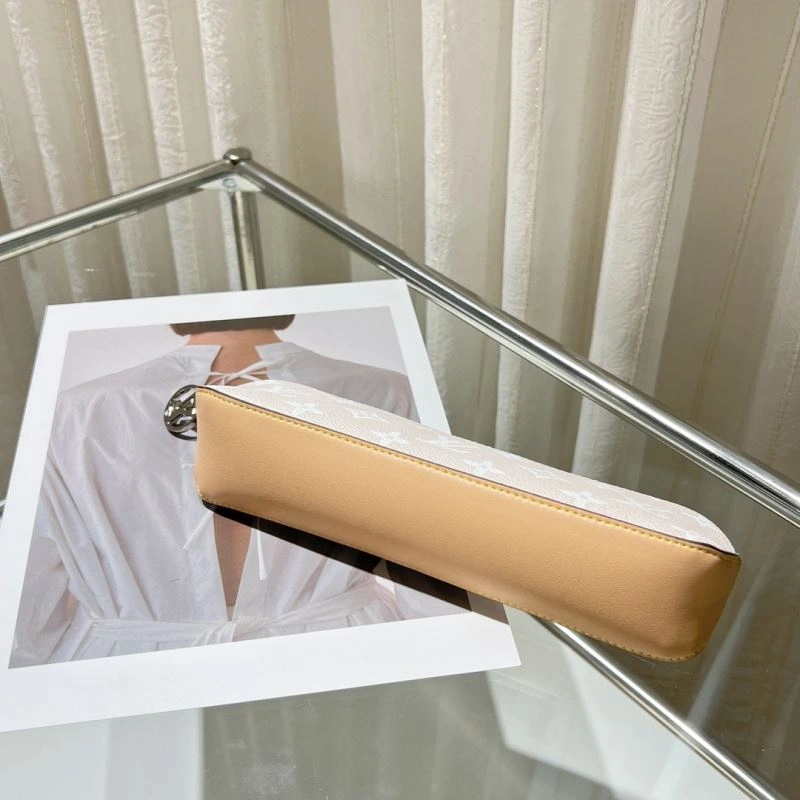 Refined Louis Vuitton Pencil Pouches 270552