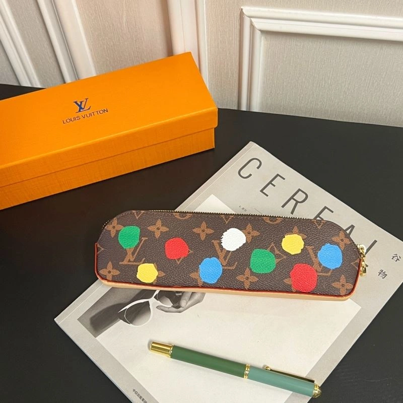 Louis Vuitton Pencil Pouches Trendsetting 270551