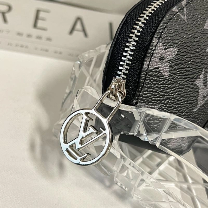 Louis Vuitton Pencil Pouches Trendsetting 270551