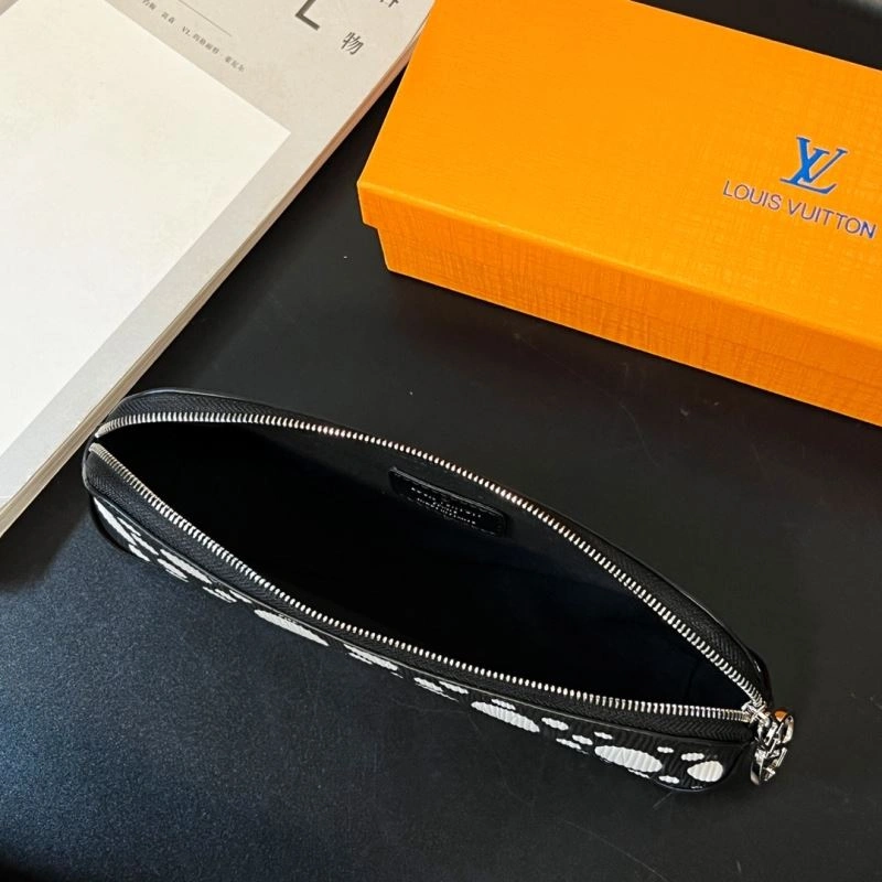 Louis Vuitton Pencil Pouches Supportive 270548