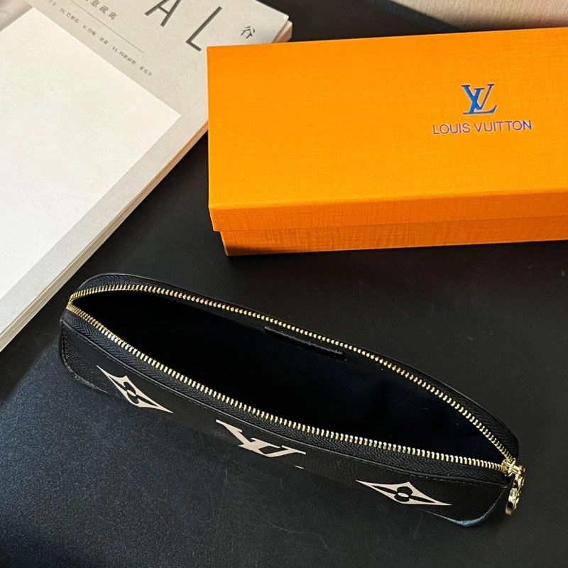 Thermal Louis Vuitton Pencil Pouches 270511