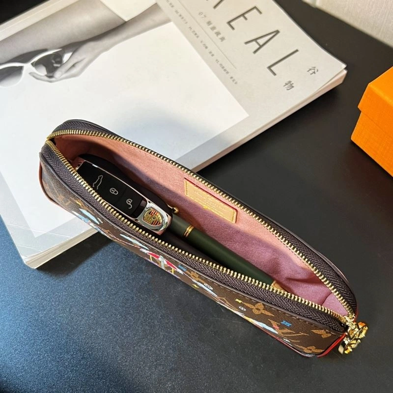 Popular Louis Vuitton Pencil Pouches 270545