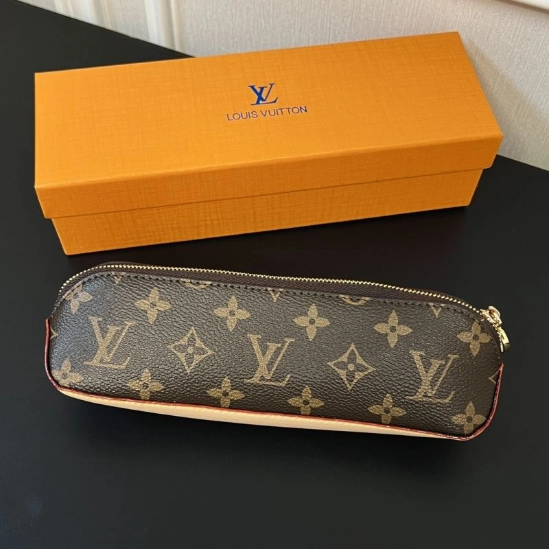 ModernLook Louis Vuitton Pencil Pouches 270539