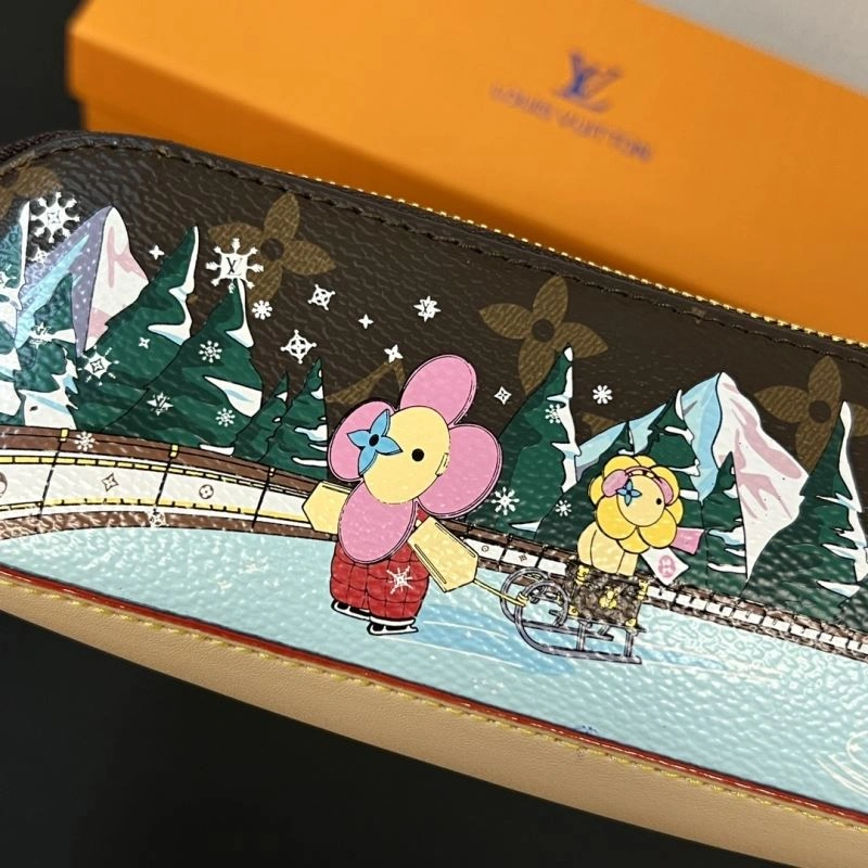 ModernLook Louis Vuitton Pencil Pouches 270539