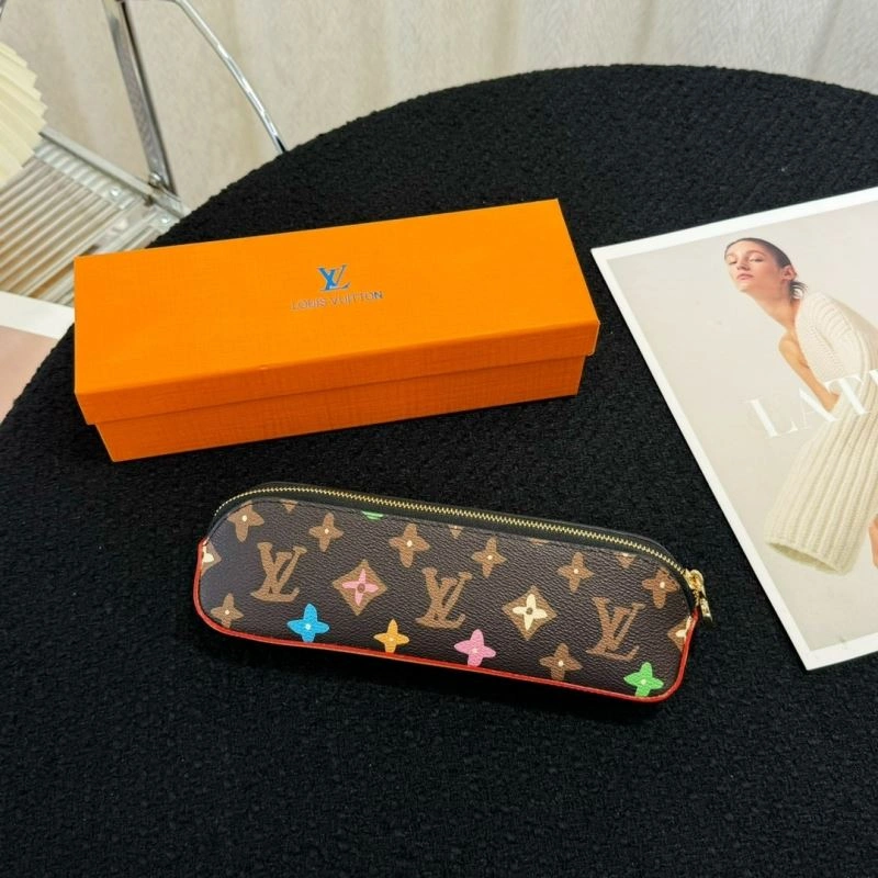 MultiPurpose Louis Vuitton Pencil Pouches 270537