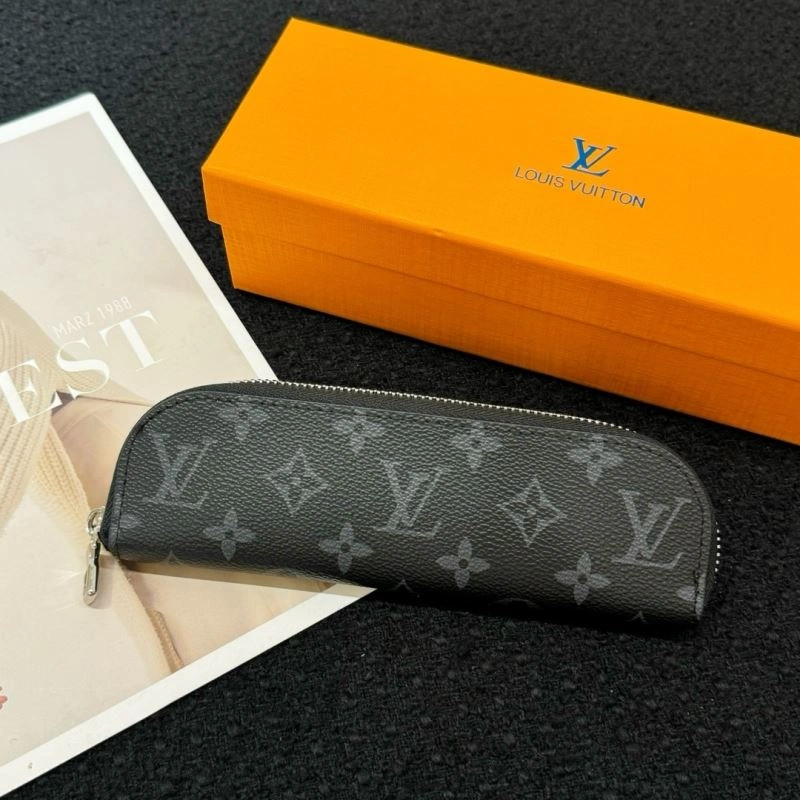 Comfortable Louis Vuitton Pencil Pouches 270521