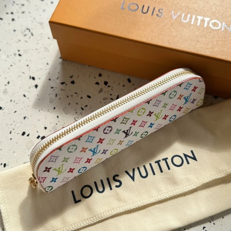 UrbanStyle Louis Vuitton Pencil Pouches 270532