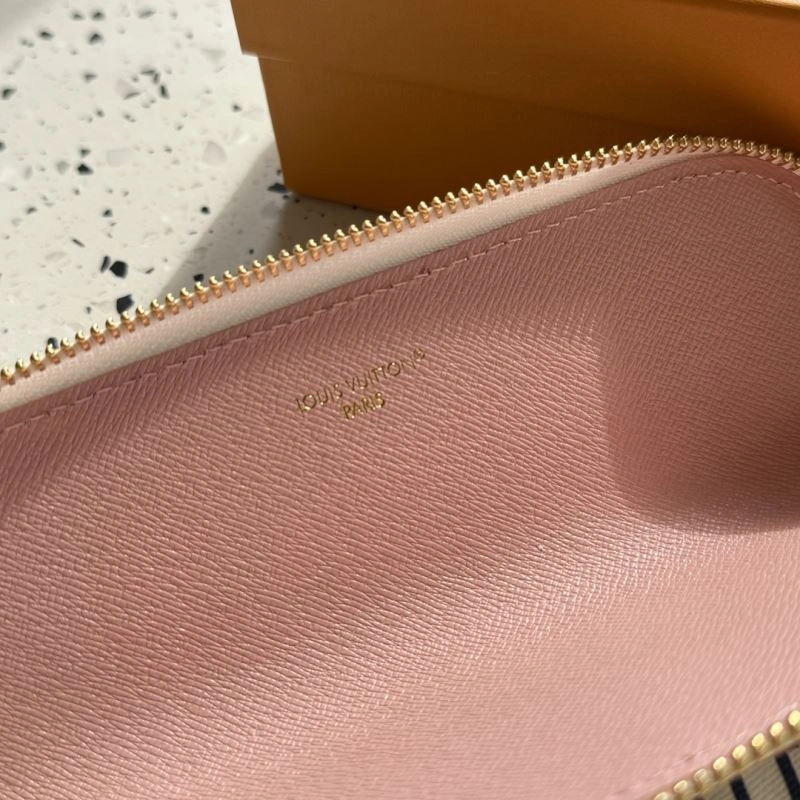 UrbanStyle Louis Vuitton Pencil Pouches 270532