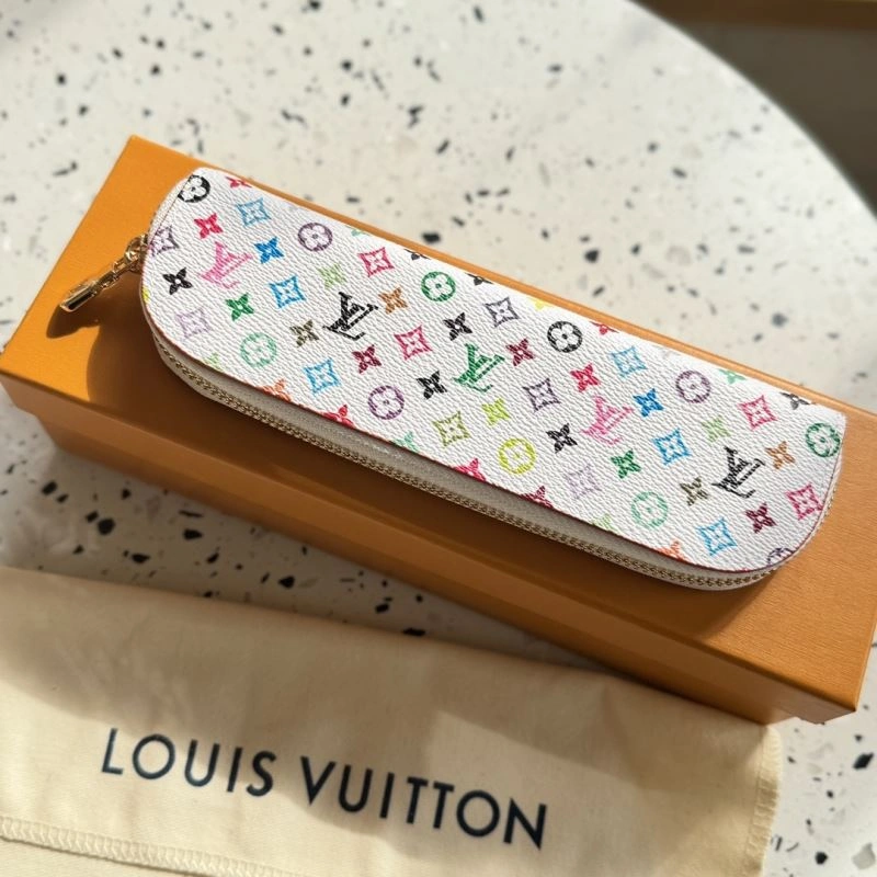 Minimalist Louis Vuitton Pencil Pouches 270518