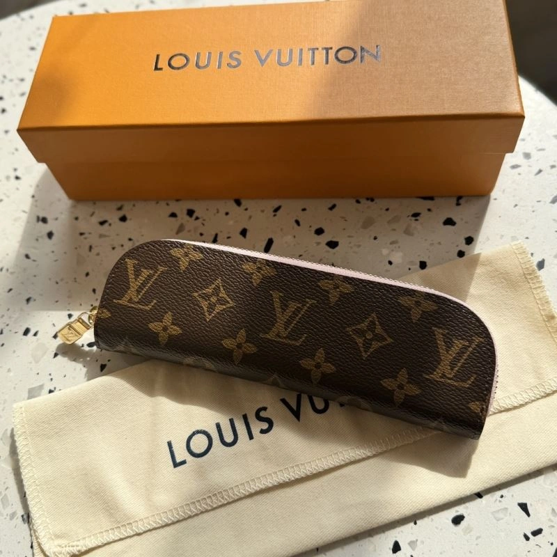 Comfortable Louis Vuitton Pencil Pouches 270517