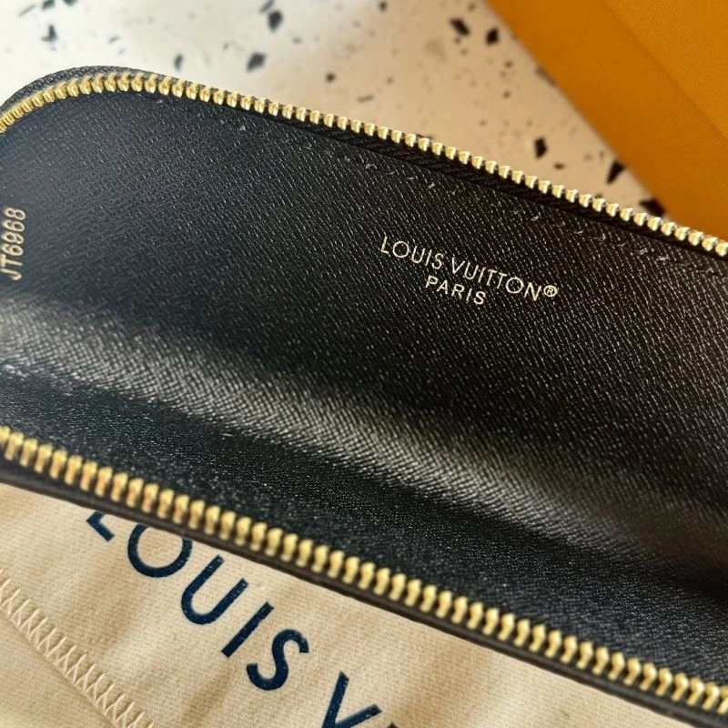 Efficient Louis Vuitton Pencil Pouches 270514