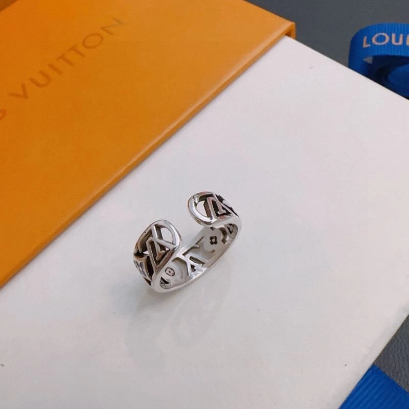 Louis Vuitton Rings WellDesigned 251352