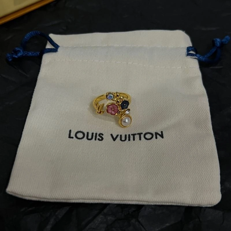 Louis Vuitton Rings Unique 251629