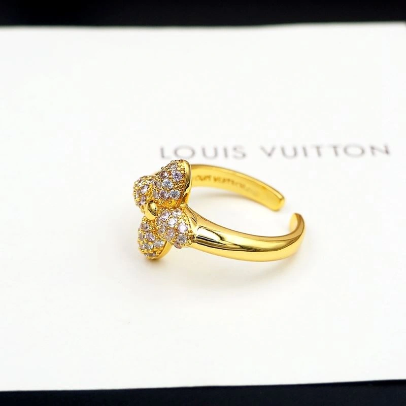 Louis Vuitton Rings Sleek 251626