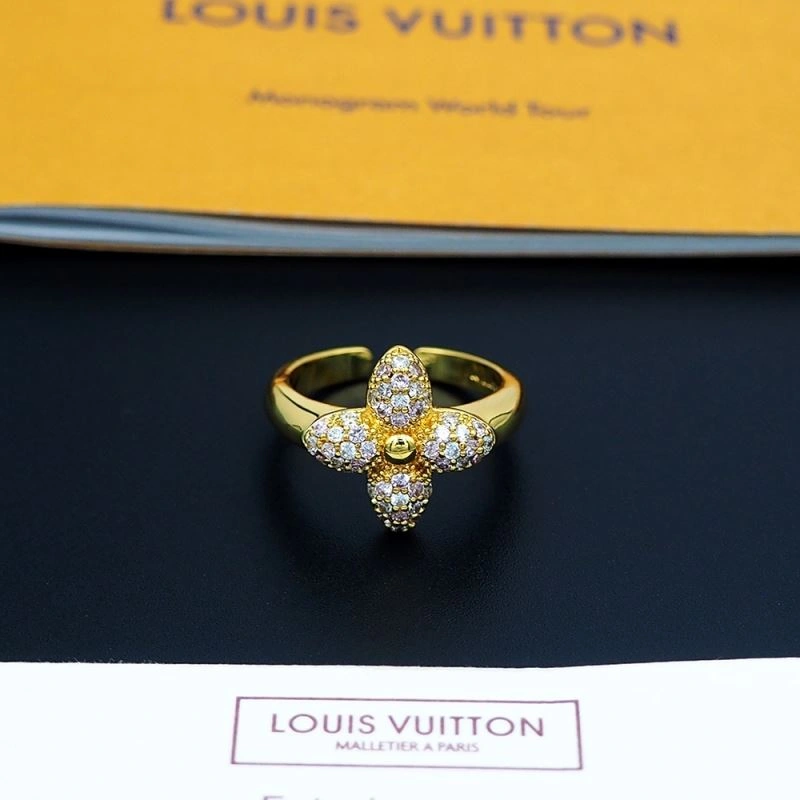 Louis Vuitton Rings Sleek 251626