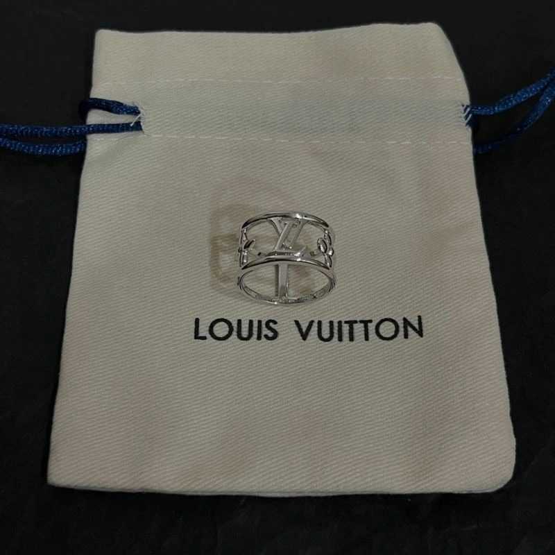 Louis Vuitton Rings UrbanStyle 251600