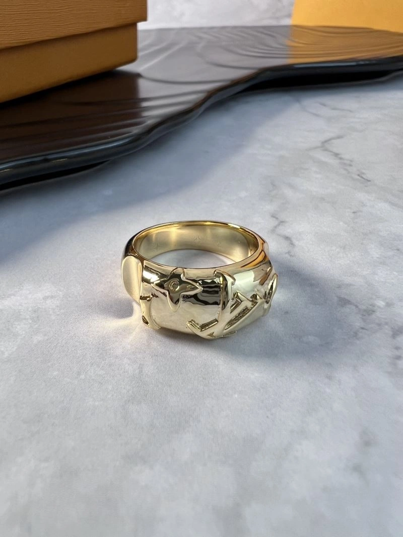 Louis Vuitton Rings SmartChoice 251597