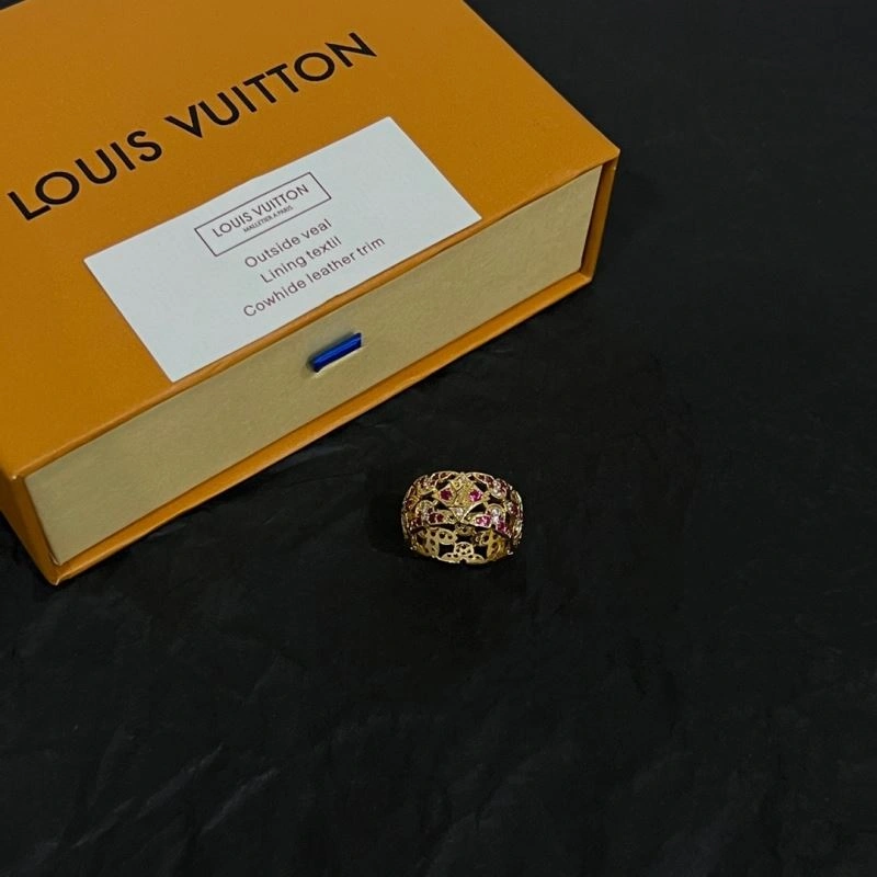 Compact Louis Vuitton Rings 251471