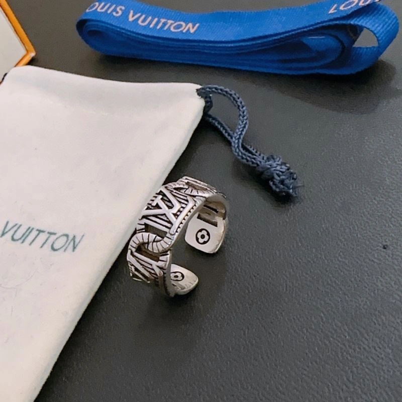 MoistureWicking Louis Vuitton Rings 251468