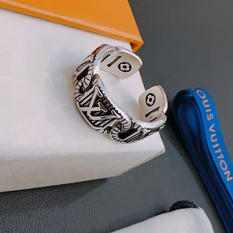 MoistureWicking Louis Vuitton Rings 251468