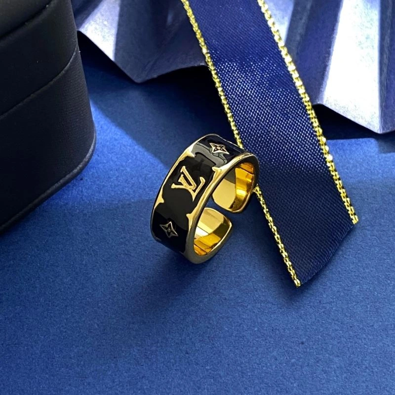 MultiPurpose Louis Vuitton Rings 251013