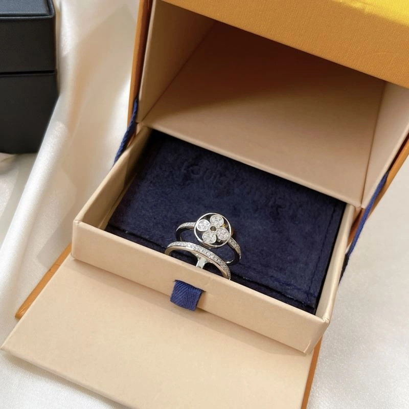 Trendsetting Louis Vuitton Rings 251005