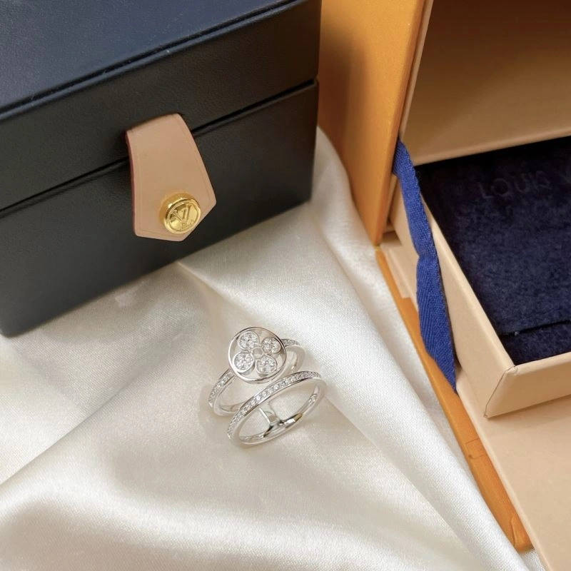 Trendsetting Louis Vuitton Rings 251005