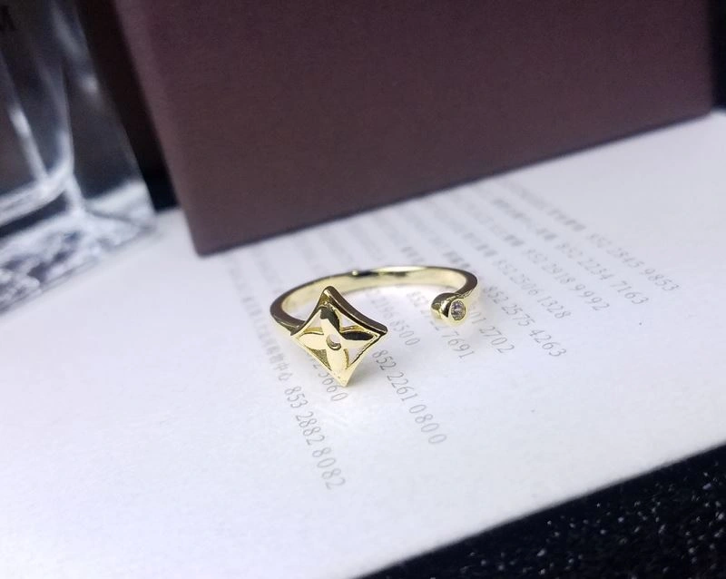 Louis Vuitton Rings Flexible 250999