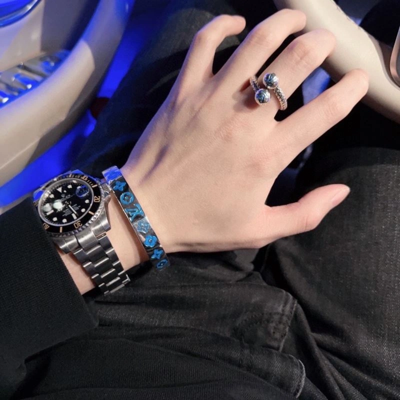 Louis Vuitton Rings Bright 250351