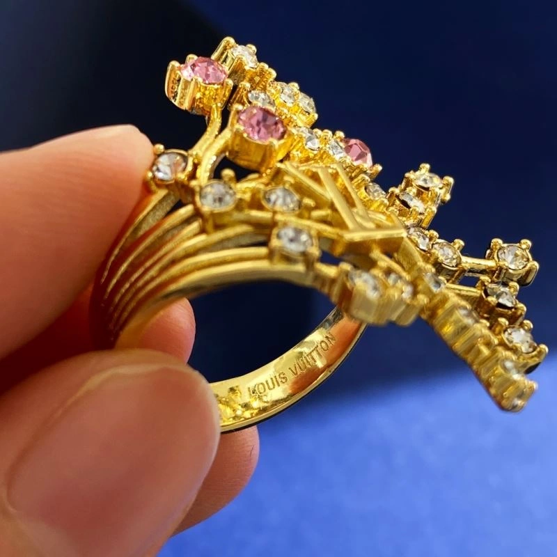 Louis Vuitton Rings HighPerformance 250349