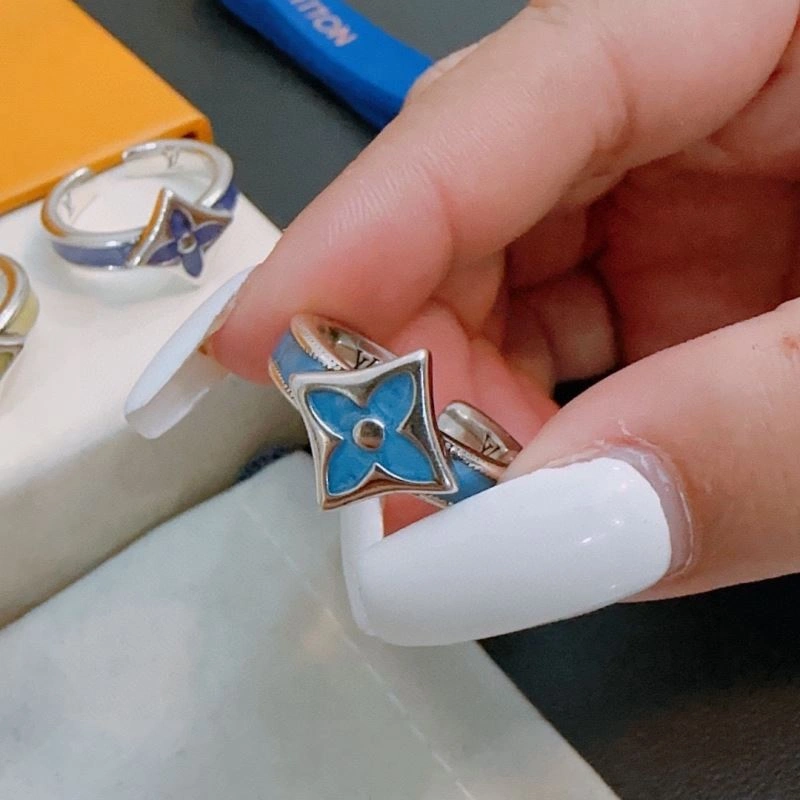 Louis Vuitton Rings Comfortable 250324