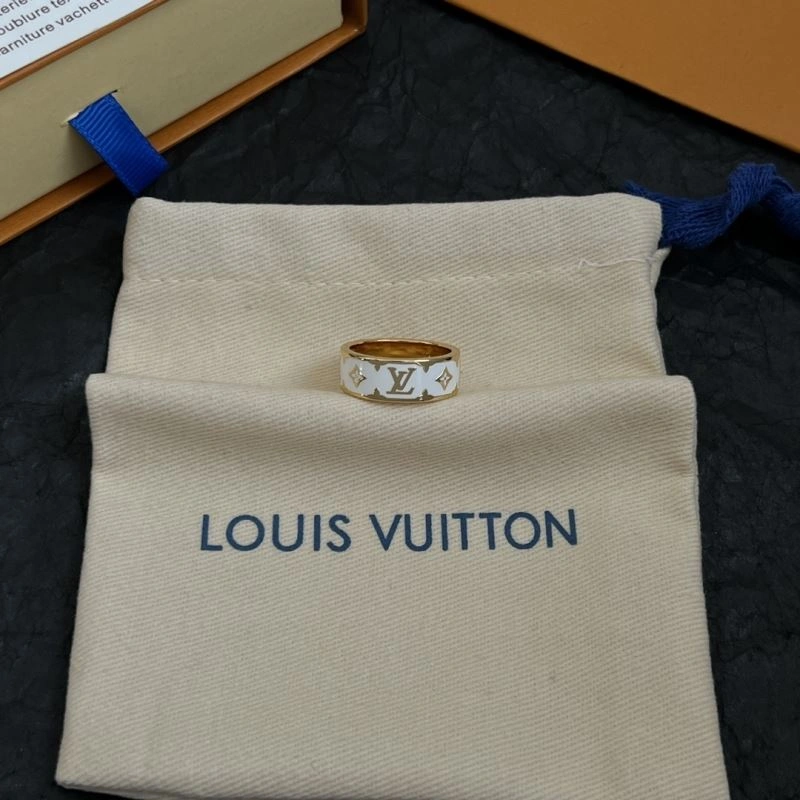 Comfortable Louis Vuitton Rings 250332