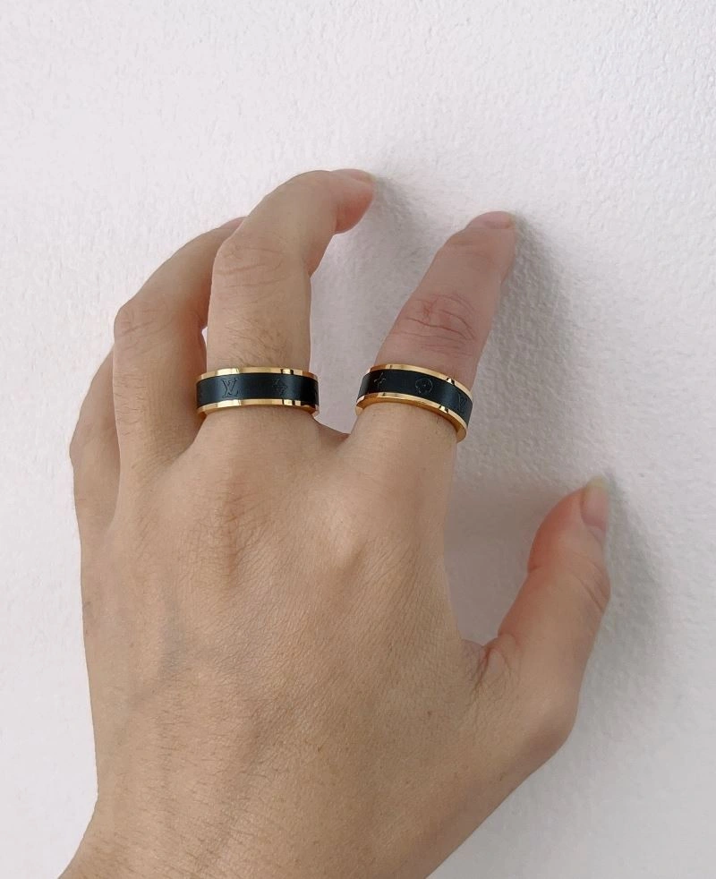 Refined Louis Vuitton Rings 250343