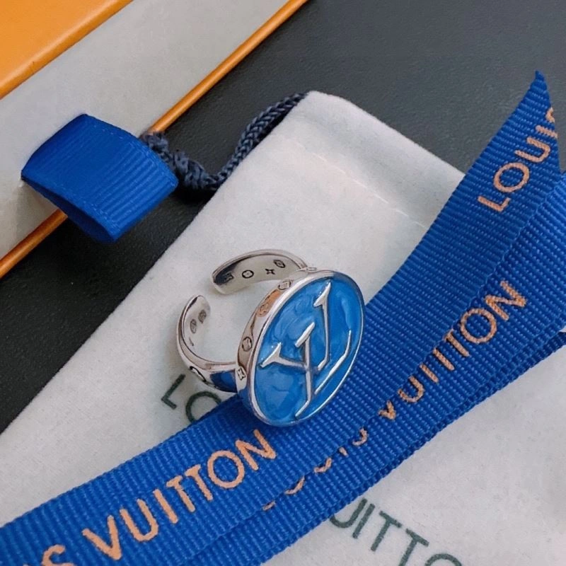 Louis Vuitton Rings Compact 250327