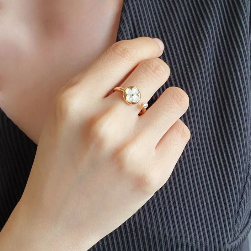 Refined Louis Vuitton Rings 249964