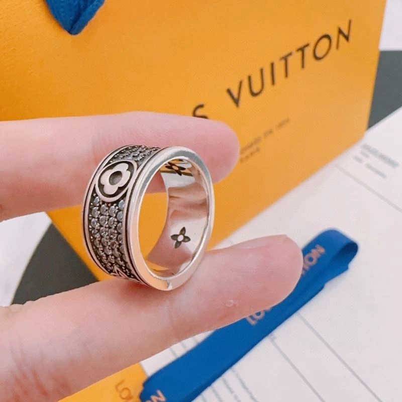 SmoothTexture Louis Vuitton Rings 249958